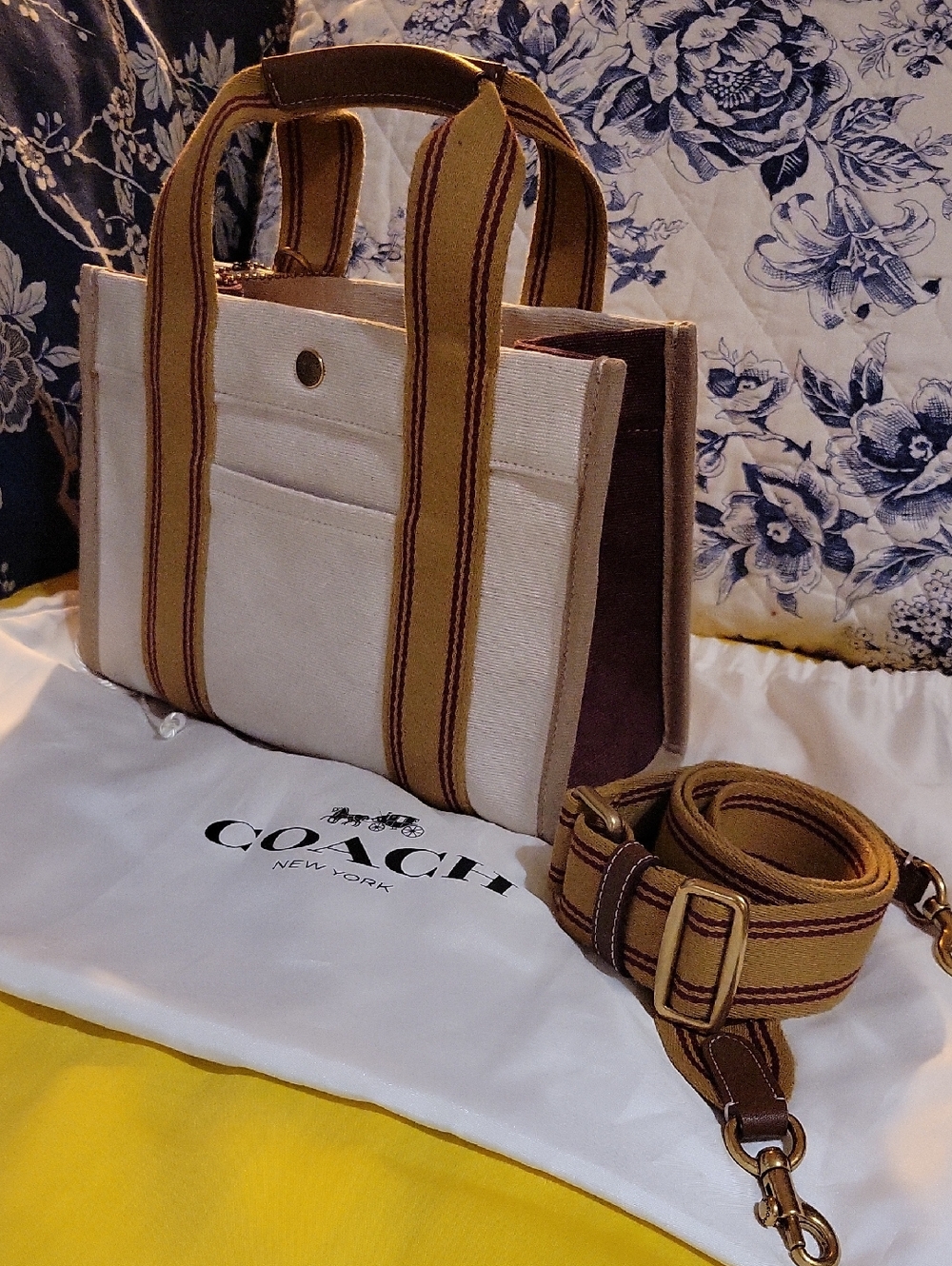 COACH Jacquard Tote Satchel Bag With Removeable Crossbody Strap, No. E2222-C8635
